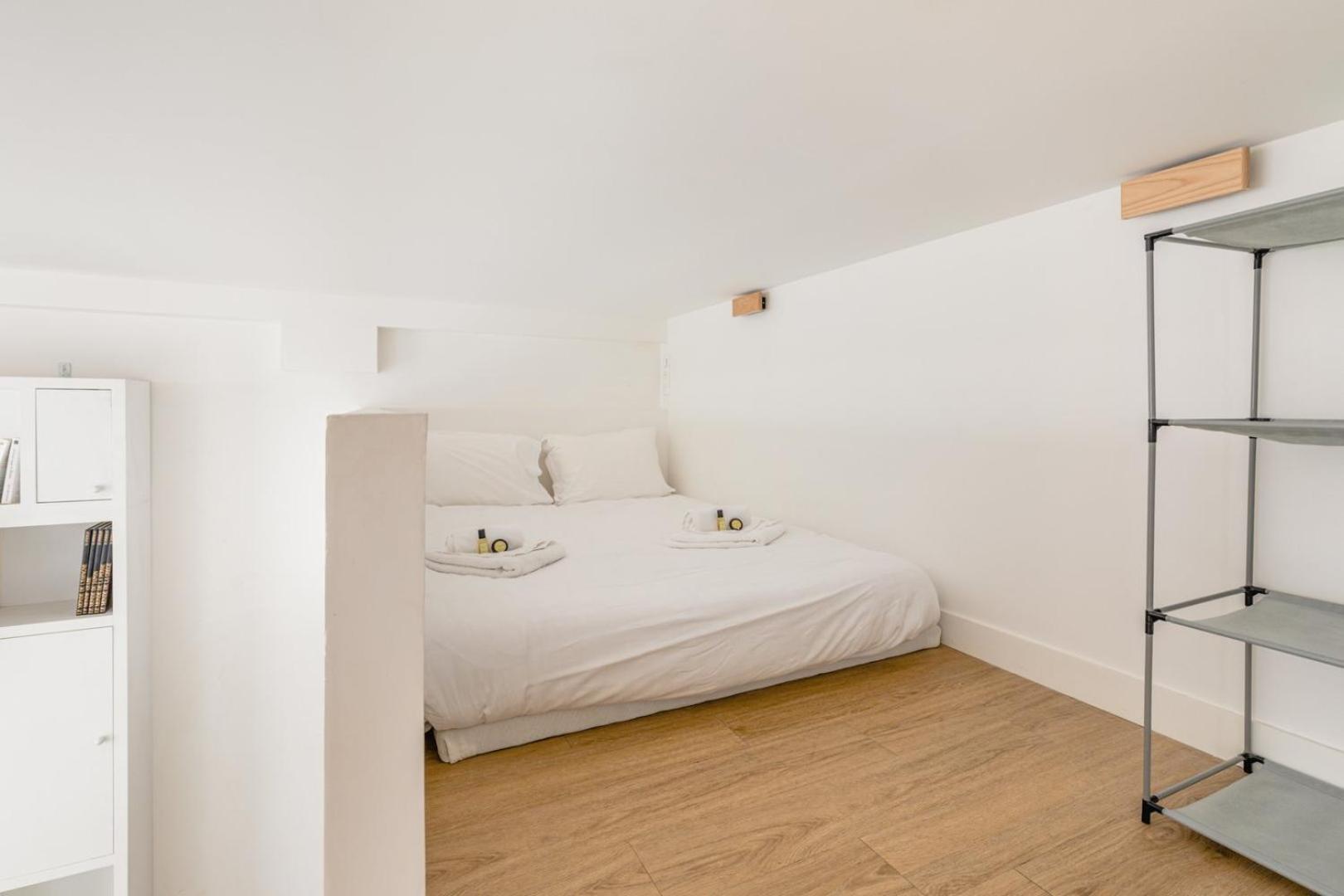 Disponible - Paris - All Equipped Duplex - From 1 To 6 Guests Екстер'єр фото