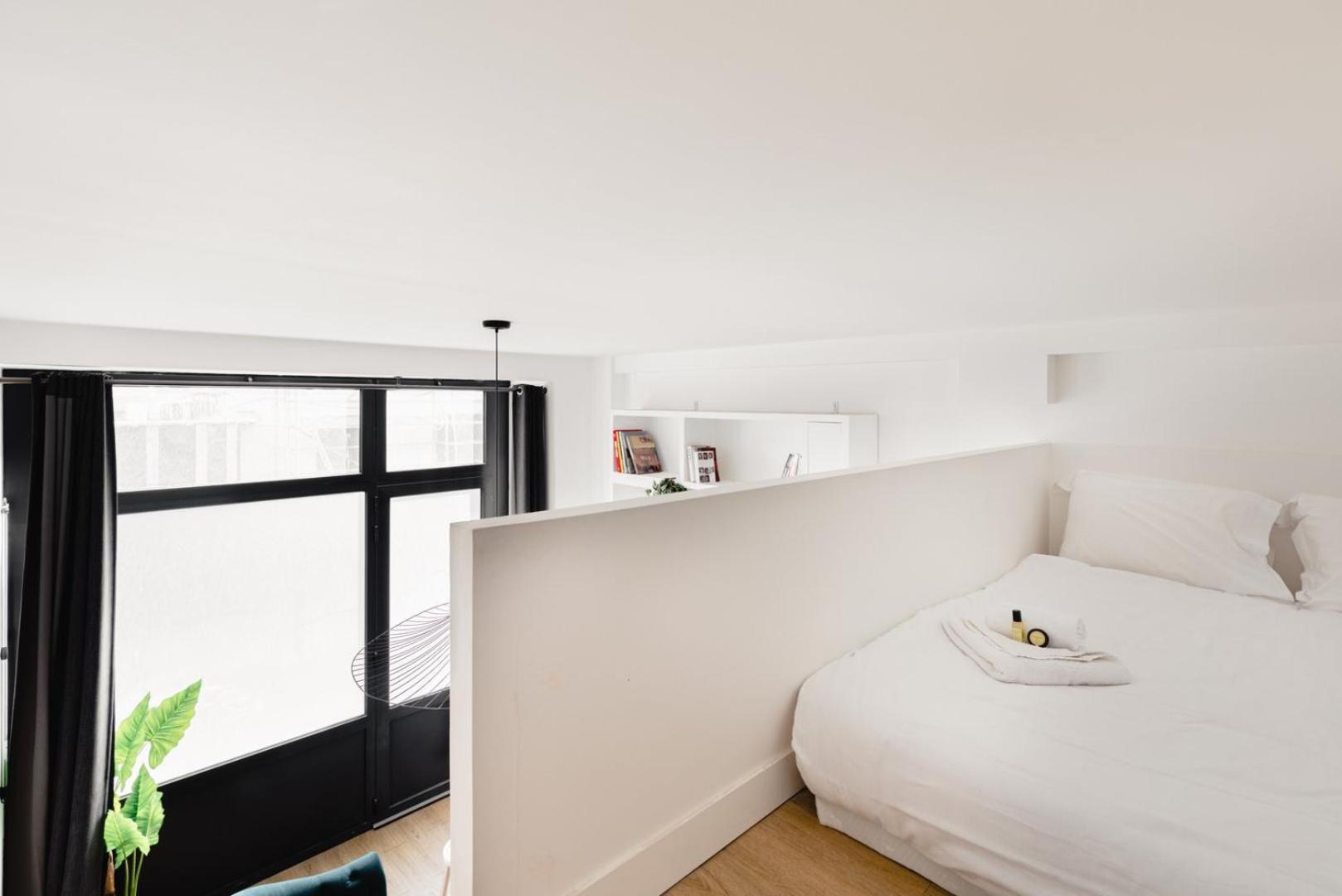 Disponible - Paris - All Equipped Duplex - From 1 To 6 Guests Екстер'єр фото